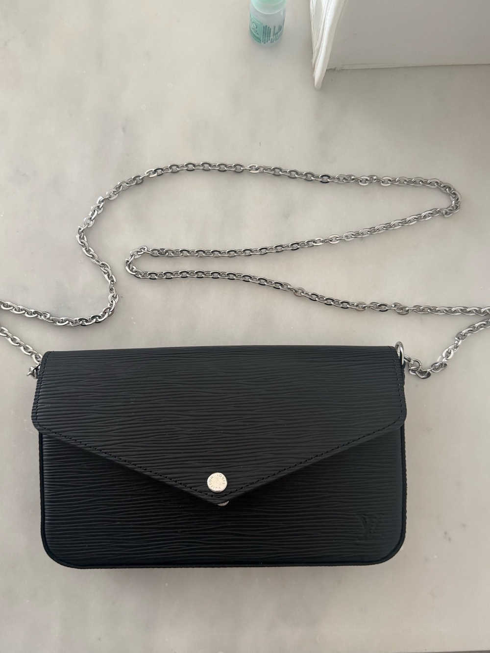 LV Louis Vuitton Pochette Félicie EPI leather, like new condition